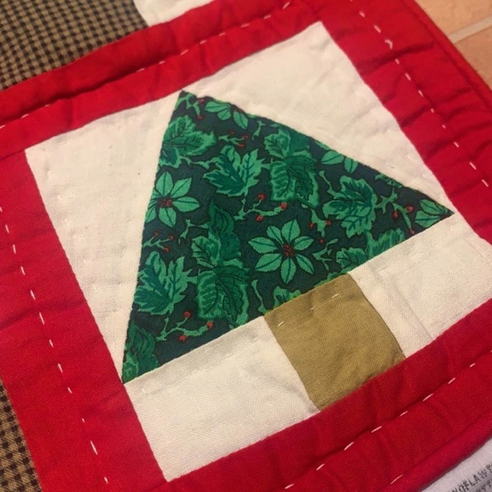 Vintage Christmas Holiday Snowman Patchwork Quilted Blanket & Stocking Set - Picture 2 of 6